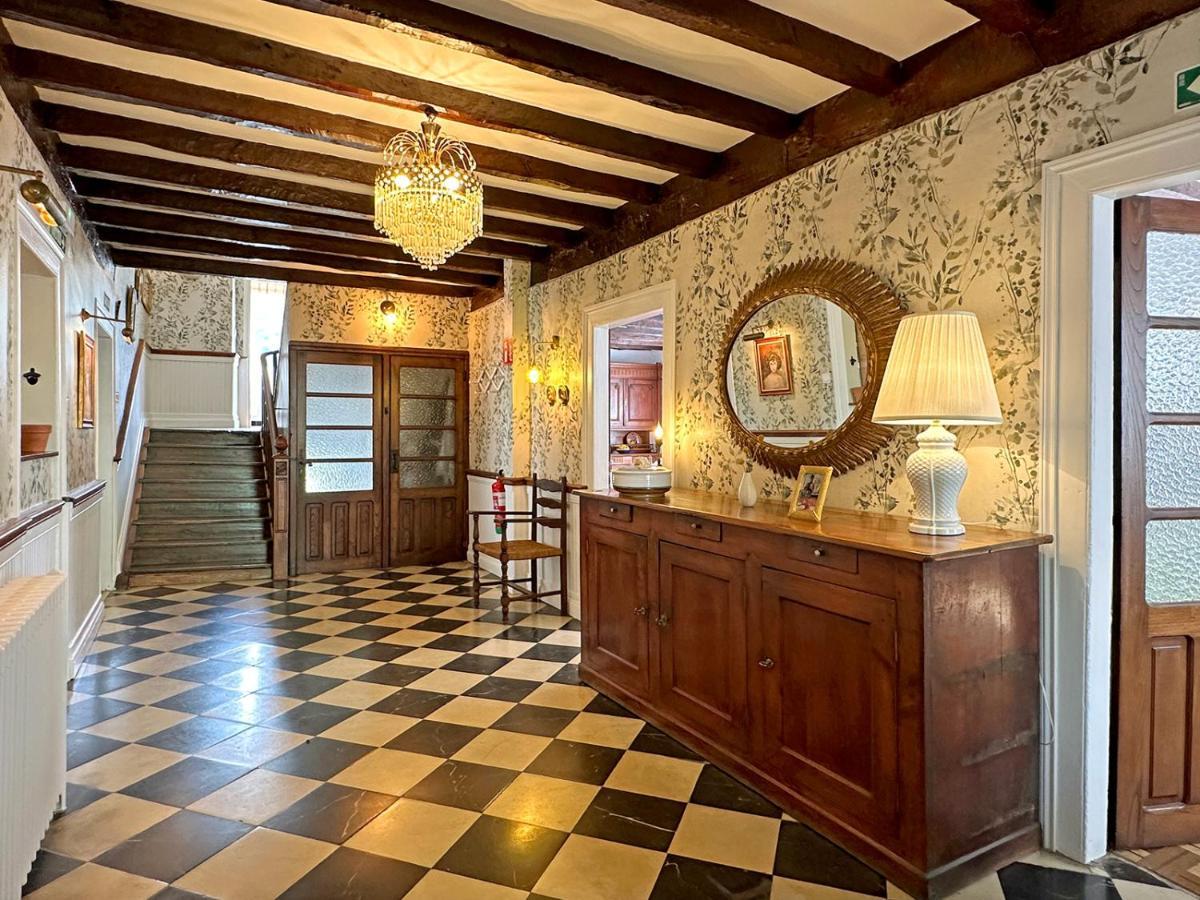 Etxeale Hotel Valcarlos ภายนอก รูปภาพ