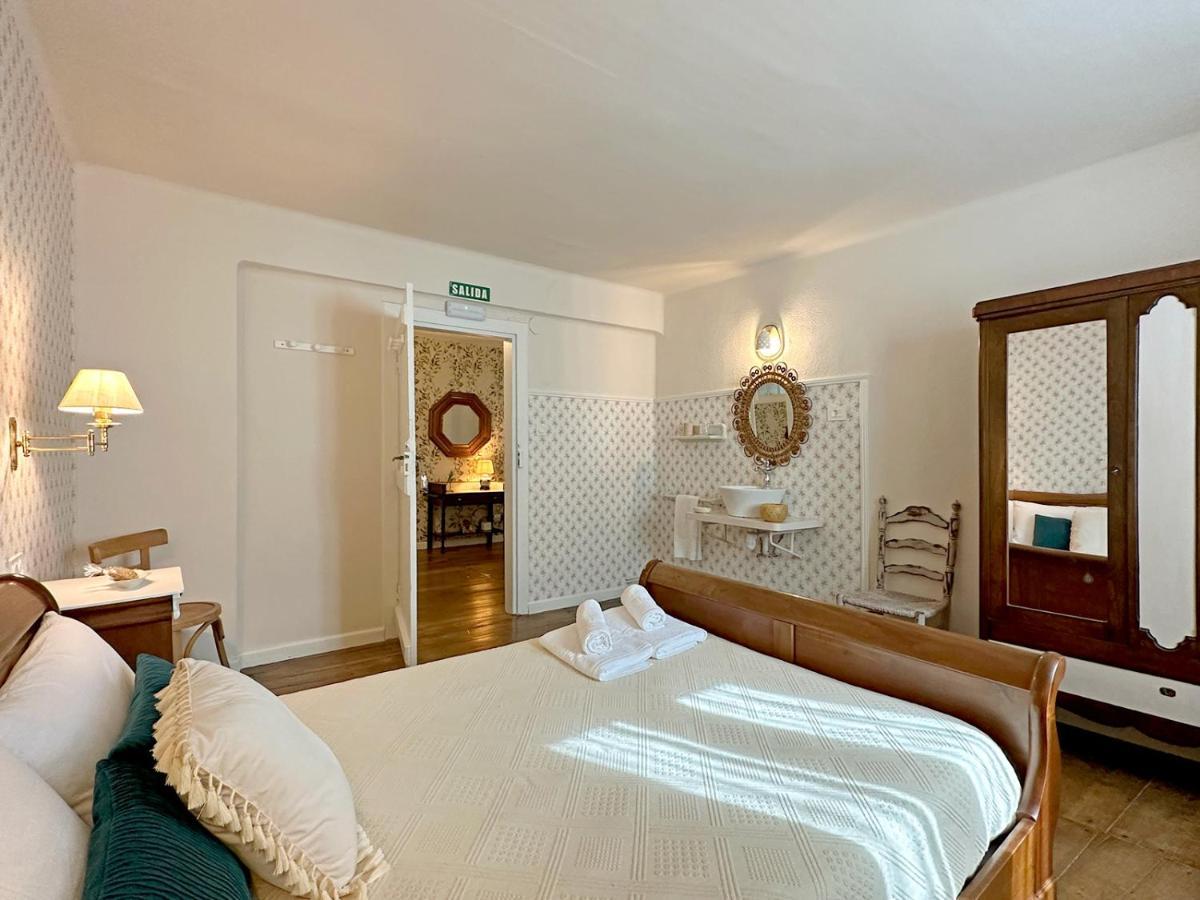 Etxeale Hotel Valcarlos ภายนอก รูปภาพ